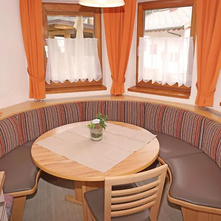 Leiter-1 By Interhome * ゼルデン